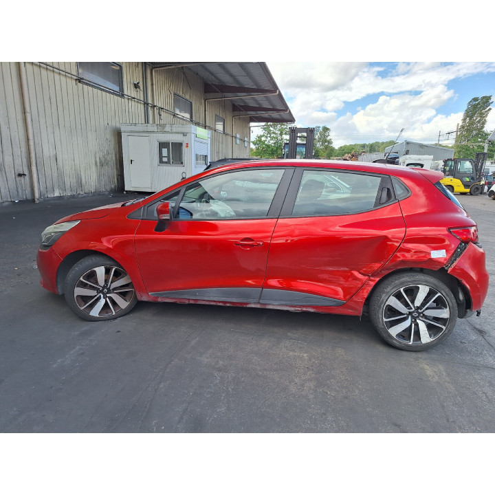 Feu diurne avant gauche RENAULT CLIO 4 Photo n°8