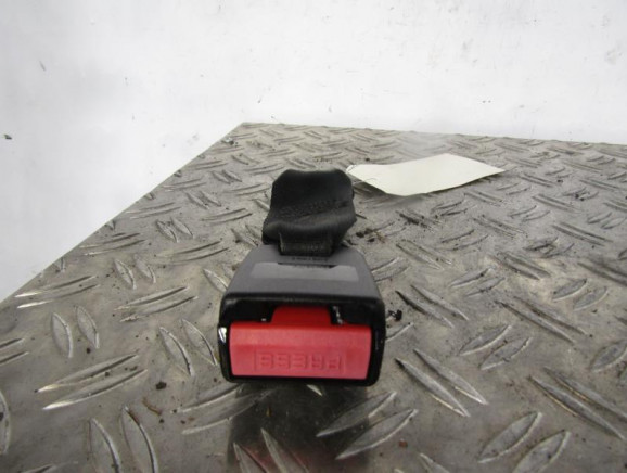 Attache ceinture arriere gauche CITROEN SAXO Photo n°1