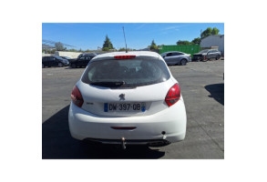 Malle/Hayon arriere PEUGEOT 208 1 Photo n°9