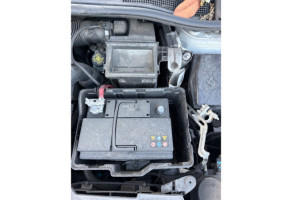 Malle/Hayon arriere RENAULT CLIO 4 Photo n°11