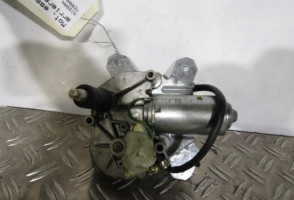 Moteur essuie glace arriere NISSAN TERRANO 2