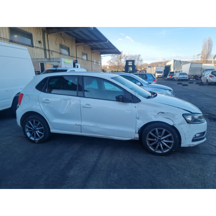 Feu arriere principal droit (feux) VOLKSWAGEN POLO 5 Photo n°9