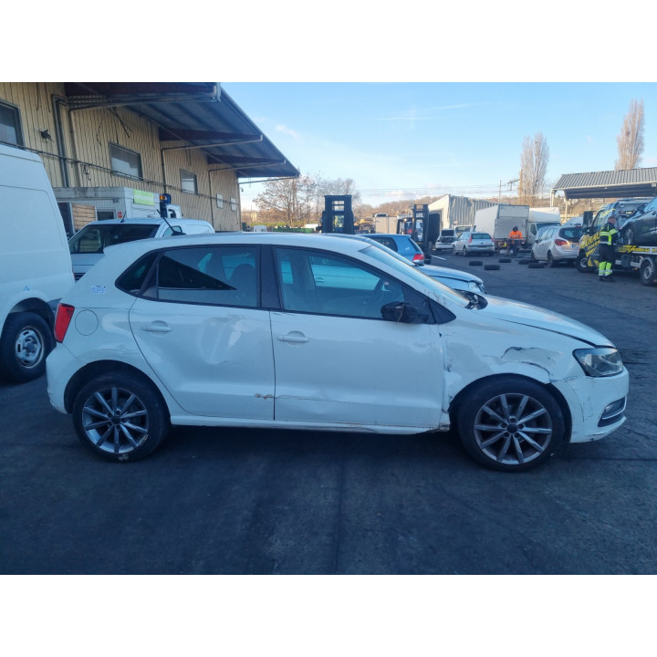 Feu arriere principal droit (feux) VOLKSWAGEN POLO 5 Photo n°12