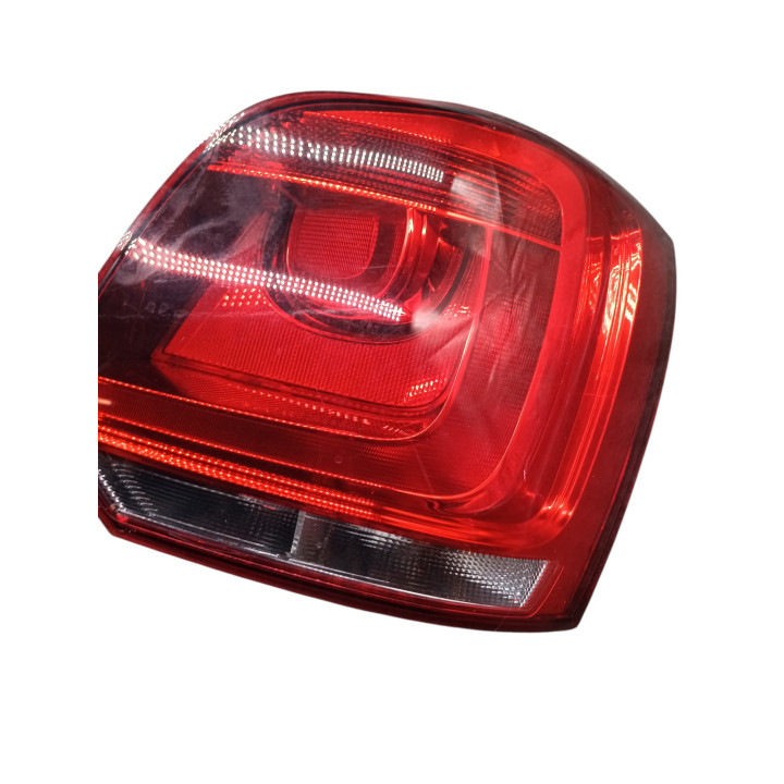 Feu arriere principal droit (feux) VOLKSWAGEN POLO 5 Photo n°3