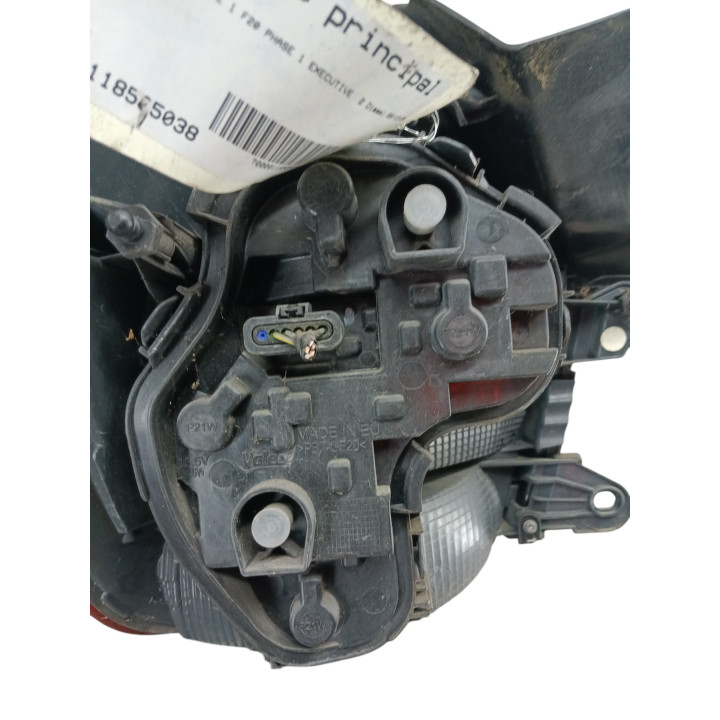 Feu arriere principal droit (feux) BMW SERIE 1 F20 Photo n°5