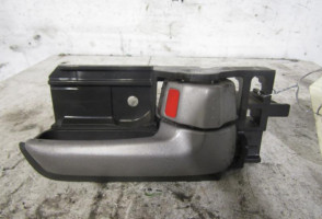 Poignee interieur avant droit SUZUKI SWIFT 3