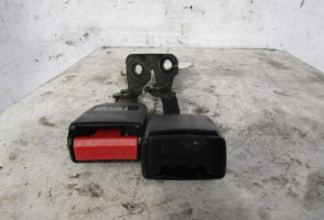 Attache ceinture arriere gauche PEUGEOT 607