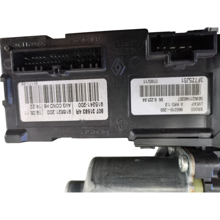 Leve vitre electrique avant gauche RENAULT MEGANE 3 Photo n°4