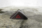 Bouton de warning VOLVO XC 70 1 Photo n°1