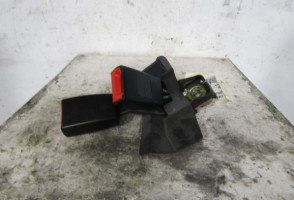 Attache ceinture arriere gauche AUDI A4 2