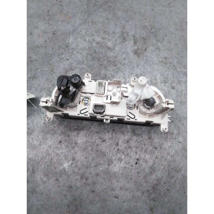 Commande chauffage RENAULT CLIO 4 Photo n°1