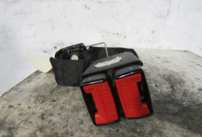 Attache ceinture arriere gauche RENAULT MEGANE 1