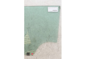 Vitre arriere gauche RENAULT CLIO 4 Photo n°3