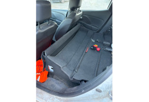 Vitre arriere gauche RENAULT CLIO 4 Photo n°12
