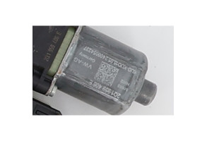 Leve vitre electrique avant droit VOLKSWAGEN POLO 6 Photo n°2