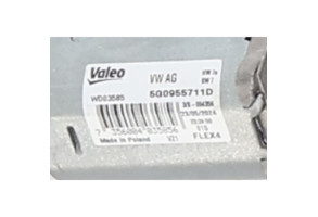 Moteur essuie glace arriere VOLKSWAGEN POLO 6 Photo n°2