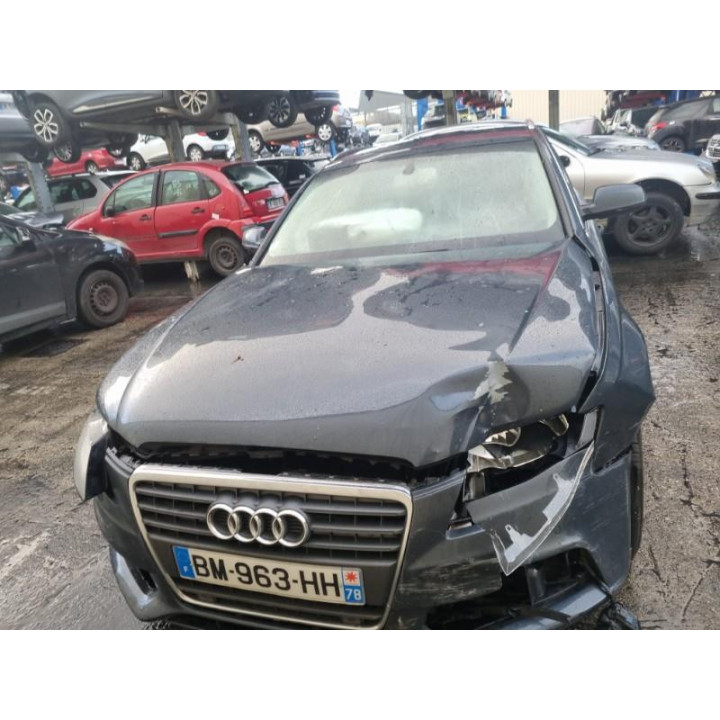 Verin de coffre AUDI A4 3 Photo n°12