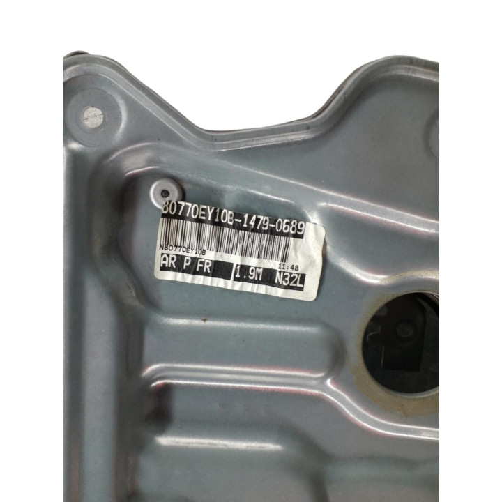 Leve vitre electrique avant droit NISSAN QASHQAI 1 Photo n°1