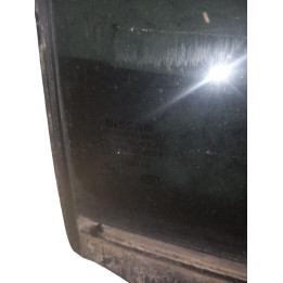 Vitre arriere droit NISSAN PATHFINDER 2 Photo n°1