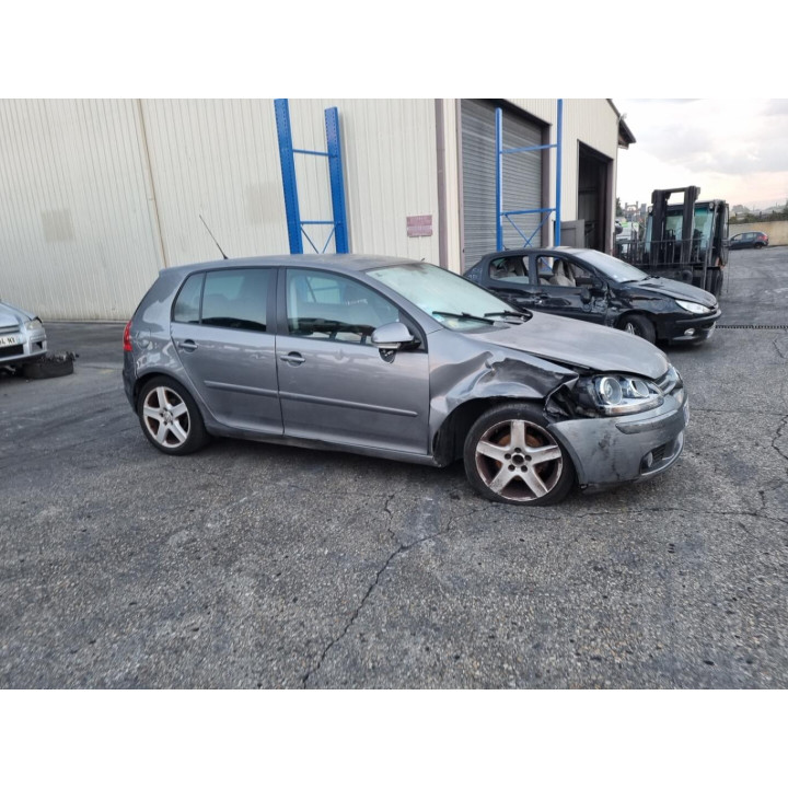 Feu arriere principal droit (feux) VOLKSWAGEN GOLF 5 Photo n°14