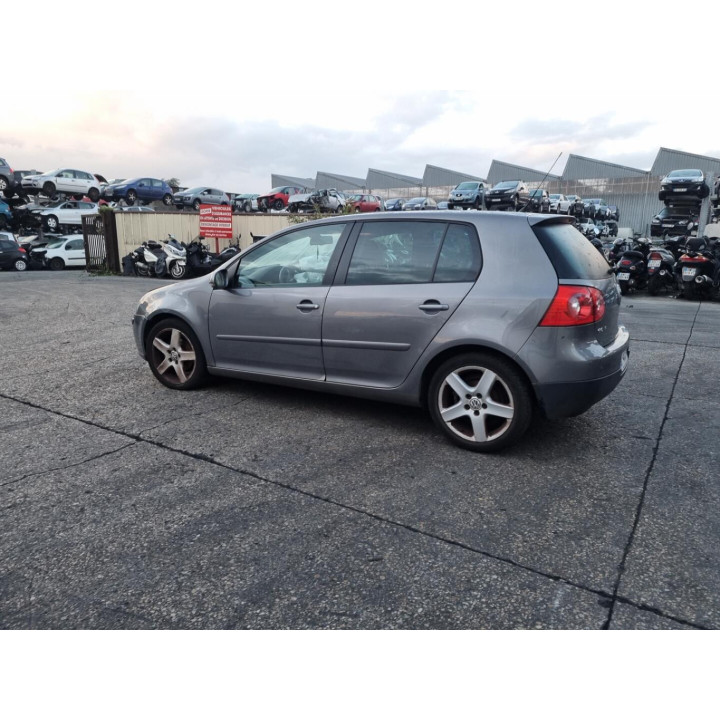 Feu arriere principal droit (feux) VOLKSWAGEN GOLF 5 Photo n°15