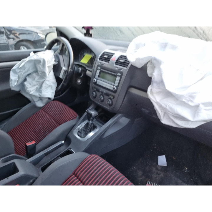 Feu arriere principal droit (feux) VOLKSWAGEN GOLF 5 Photo n°17
