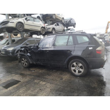 Cache moteur  BMW X3 E83 Photo n°5