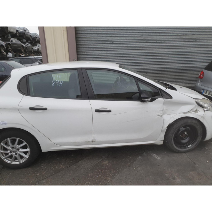 Leve vitre electrique avant gauche PEUGEOT 208 1 Photo n°13