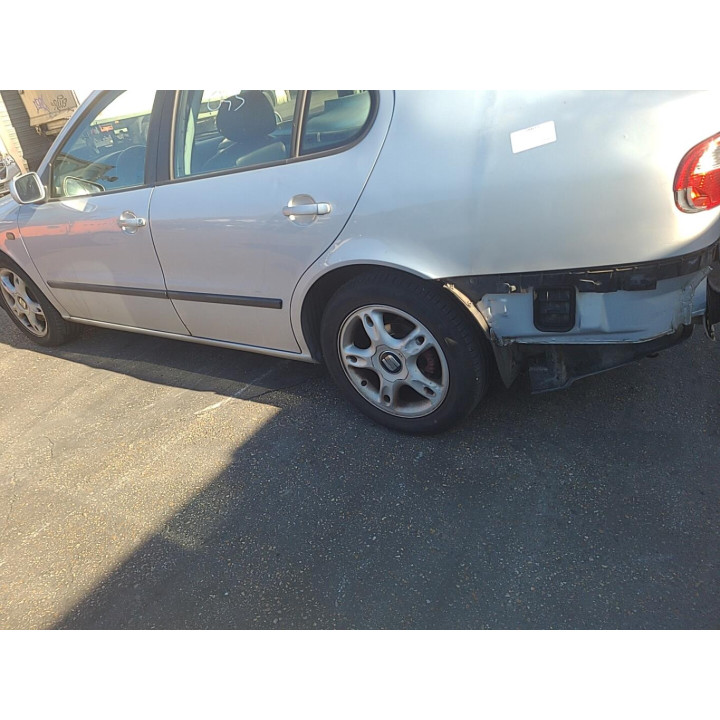 Cache moteur  SEAT TOLEDO 2 Photo n°9