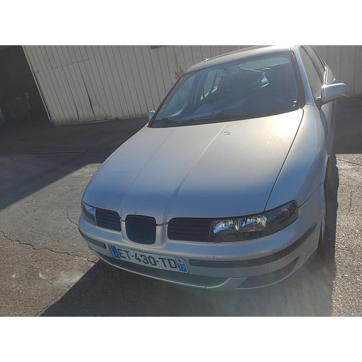 Cache moteur  SEAT TOLEDO 2 Photo n°16