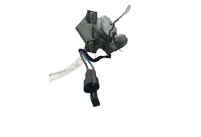 Moteur essuie glace arriere OPEL CORSA B Photo n°2