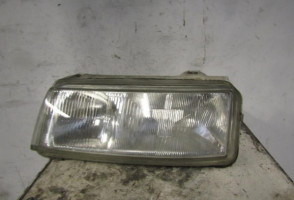 Optique avant principal gauche (feux)(phare) VOLKSWAGEN PASSAT 4