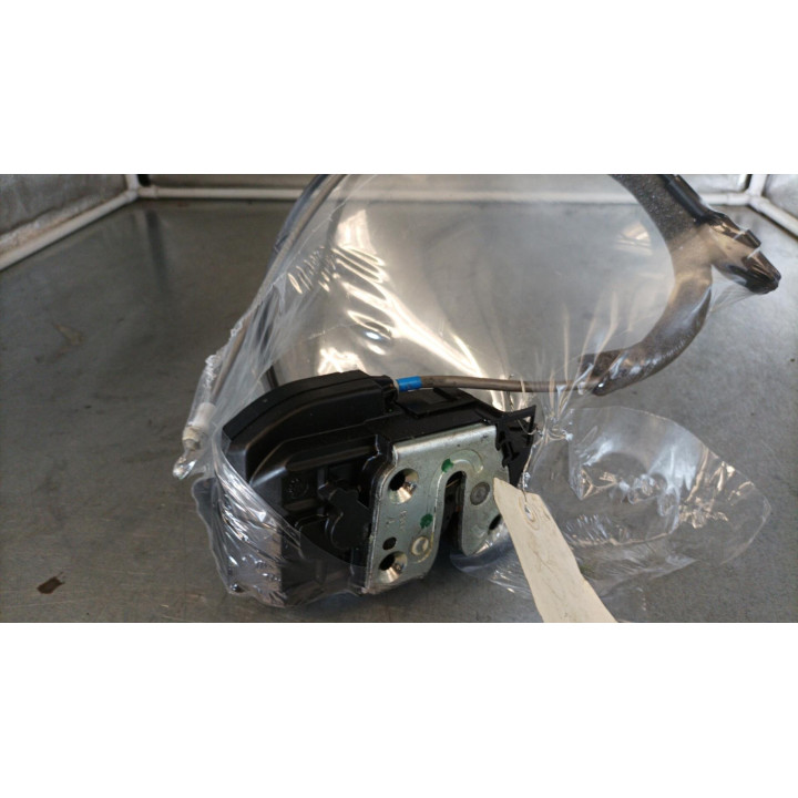 Serrure arriere gauche NISSAN NOTE 1 Photo n°2