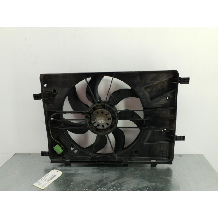 Moto ventilateur radiateur OPEL ASTRA J Photo n°4
