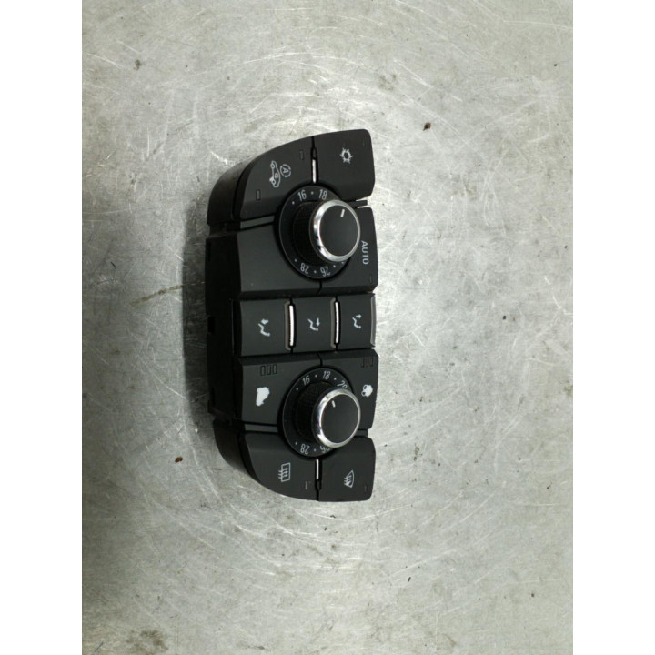 Commande chauffage OPEL ASTRA J Photo n°1