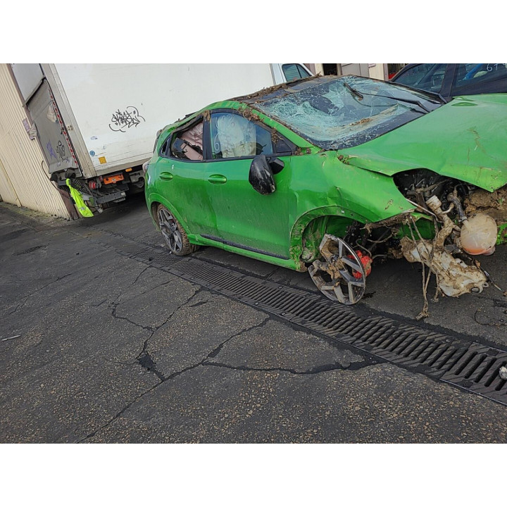 Verin de coffre FORD PUMA 2 Photo n°16