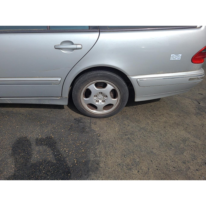 Feu arriere principal droit (feux) MERCEDES CLASSE E 210 Photo n°6