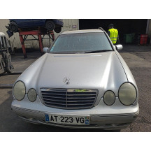 Feu arriere principal droit (feux) MERCEDES CLASSE E 210 Photo n°1