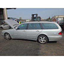 Feu arriere principal droit (feux) MERCEDES CLASSE E 210 Photo n°19