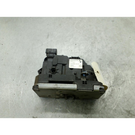 Serrure avant droit FIAT GRANDE PUNTO