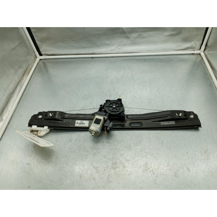 Leve vitre electrique avant gauche FIAT 500L Photo n°1