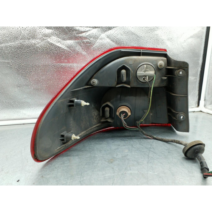 Feu arriere principal droit (feux) MAZDA 626 4 Photo n°2