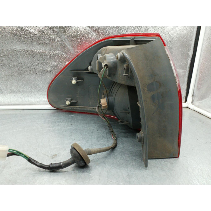 Feu arriere principal droit (feux) MAZDA 626 4 Photo n°3