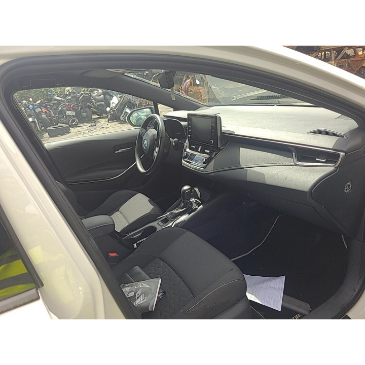 Leve vitre electrique avant gauche TOYOTA COROLLA E21 Photo n°7