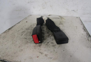 Attache ceinture arriere droit DAIHATSU SIRION 2