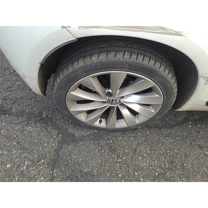 Cache moteur  VOLKSWAGEN SCIROCCO 3 Photo n°5