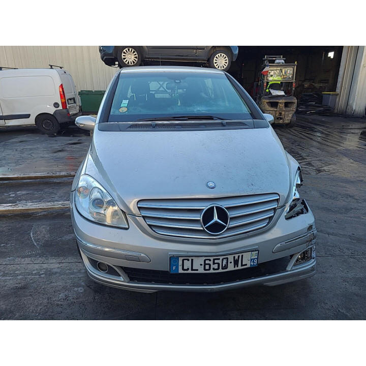 Feu arriere principal droit (feux) MERCEDES CLASSE B 245 Photo n°3