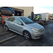 Feu arriere principal droit (feux) MERCEDES CLASSE B 245 Photo n°5