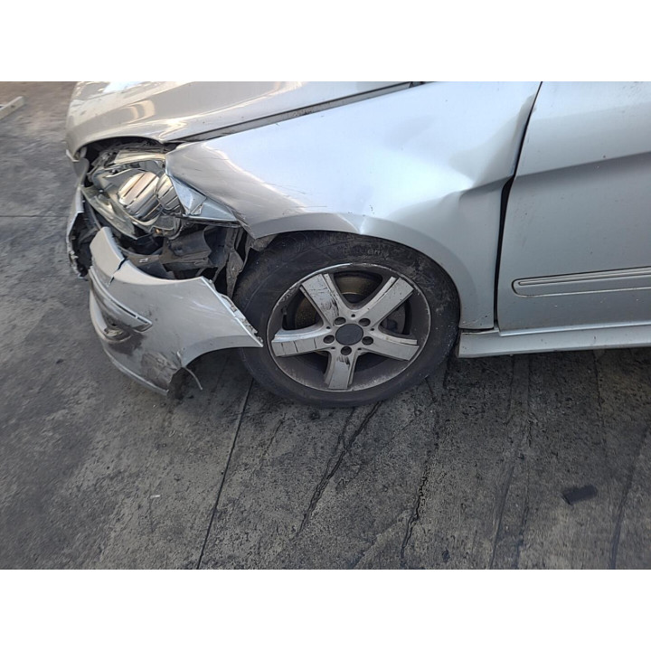 Feu arriere principal droit (feux) MERCEDES CLASSE B 245 Photo n°10