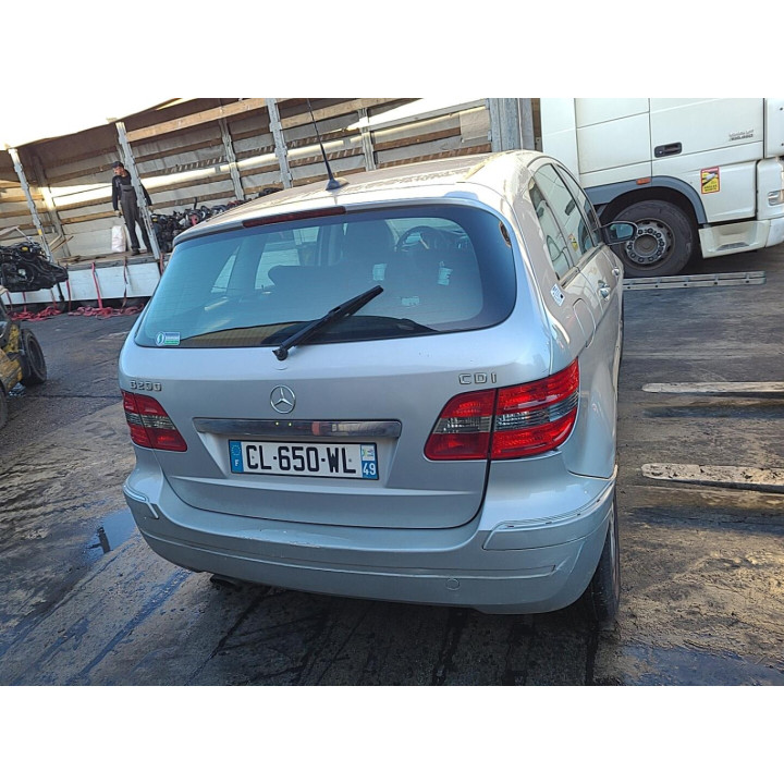 Feu arriere principal droit (feux) MERCEDES CLASSE B 245 Photo n°16
